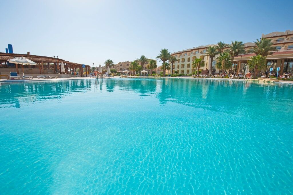 Royal Lagoons Aqua Park Hurghada Exterior photo